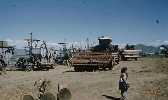 60年代的蒙古国首都乌兰巴托pg电子中文模拟器老照片:(图4) 60年代的蒙古国首都乌兰巴托pg电子中文模拟器老照片:(图4)