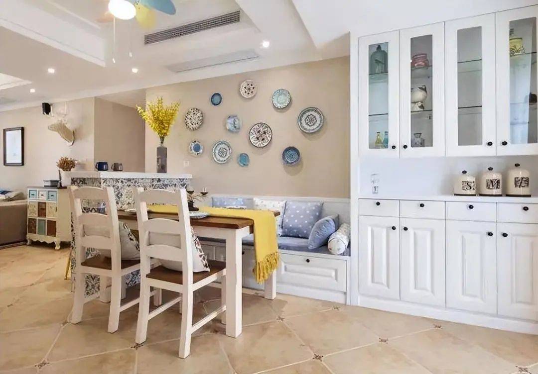 新趋势:卡座餐厅颜值与实用并存pg电子模拟器试玩小户型装修(图4) 新趋势:卡座餐厅颜值与实用并存pg电子模拟器试玩小户型装修(图4)